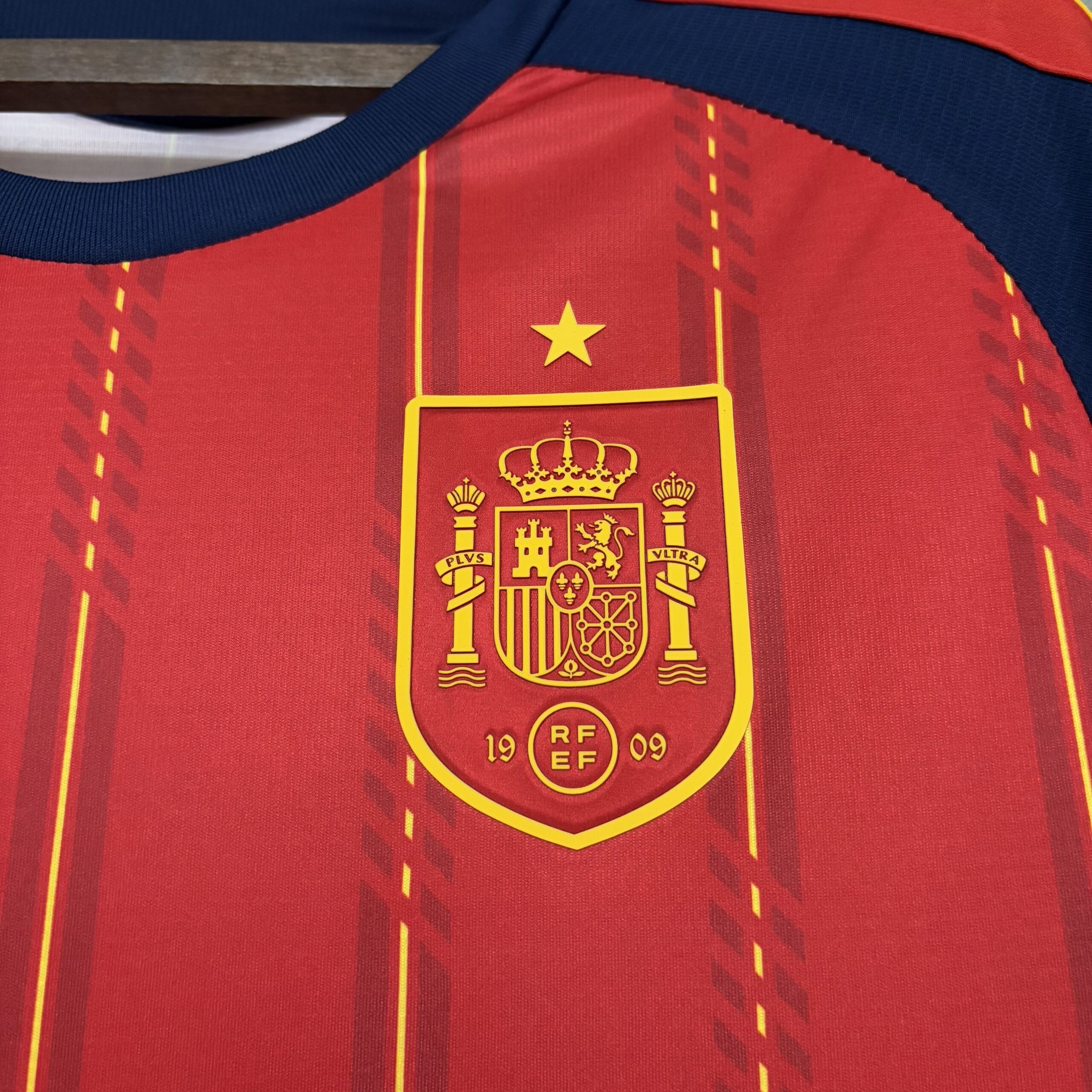 Camisola Espanha Principal 25 26 2