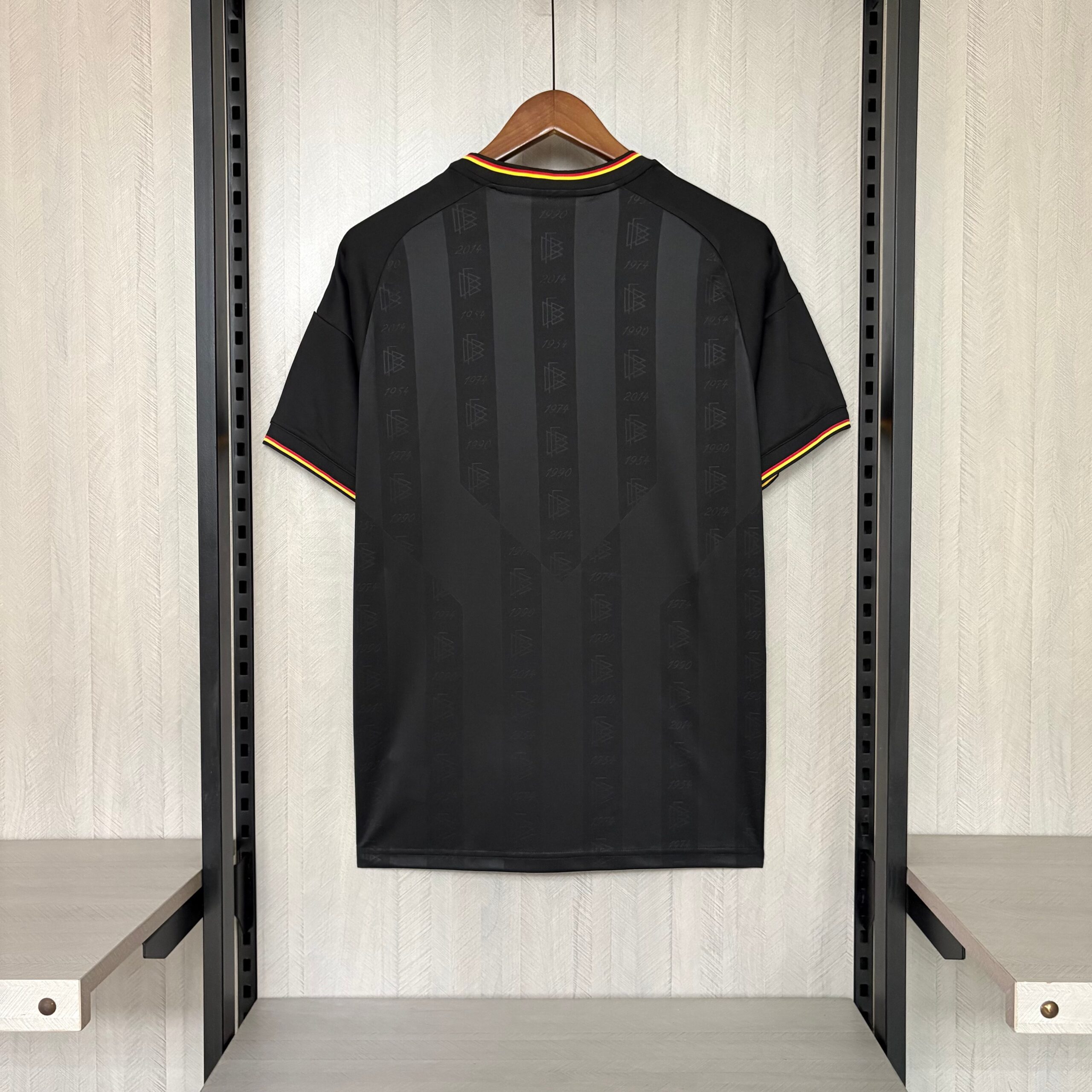 Alemanha Preto 26 27 3