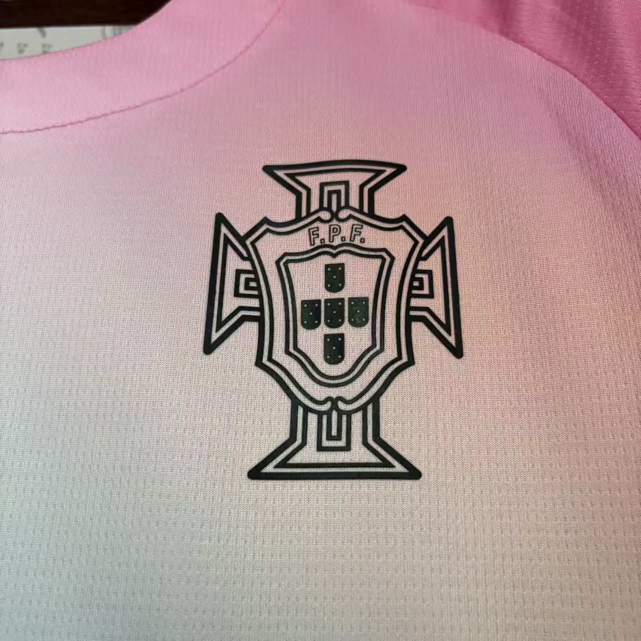 Portugal Camisola Rosa 26 27 2
