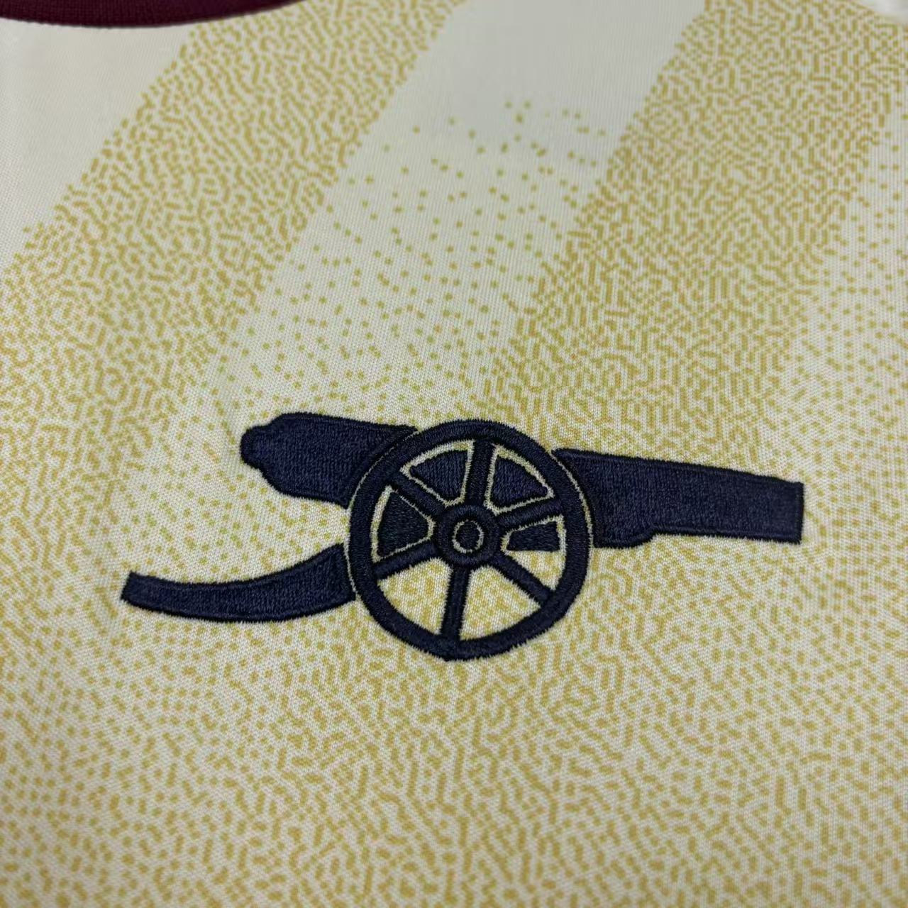 Arsenal Third 26 27 2